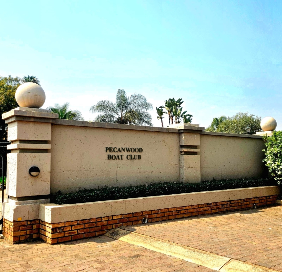 4 Bedroom Property for Sale in Pecanwood Estate North West